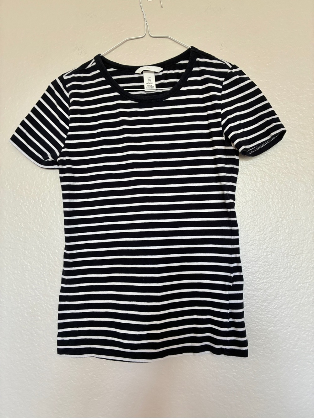 H&M Women's S Navy & White Striped Short-Sleeve Tee Cotton Stretch Casual Y2K